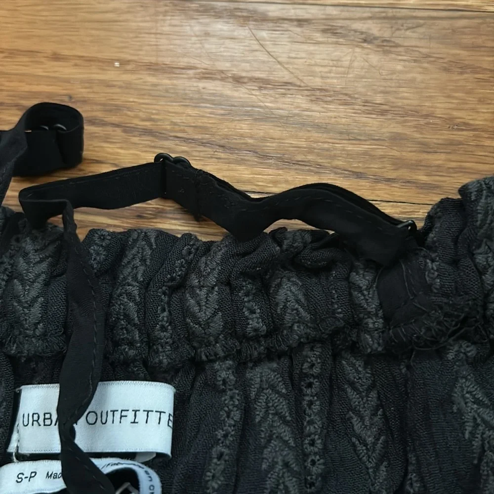 Urban Outfitters Floral Eyelet Cold Shoulder Crop Embroidered Top - Picture 11 of 11